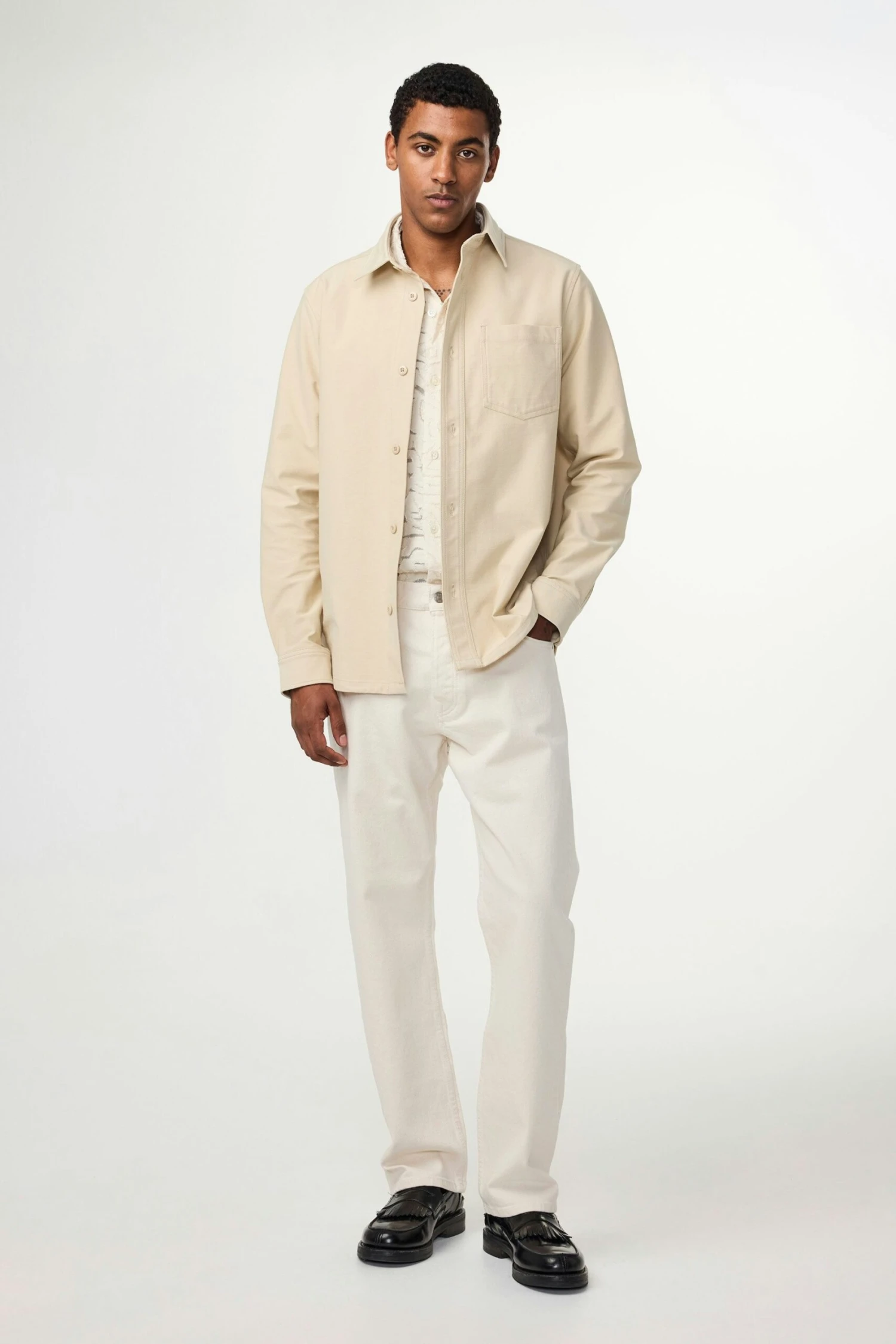 Modern Wear Hub -Modern Wear Hub 1279 b7c53d9cd3 2221856236 020 1 scaled